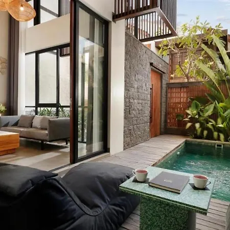 Cassablanka 3 Bedroom Poolvila Canggu Cyn